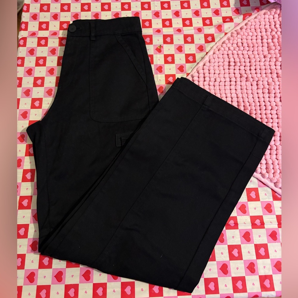 Pink Victoria’s Secret utility cargo pants